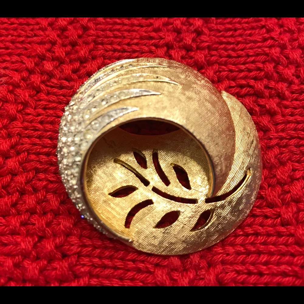 🔆 SALE!!! Vendome golden brooch circa 1960’s